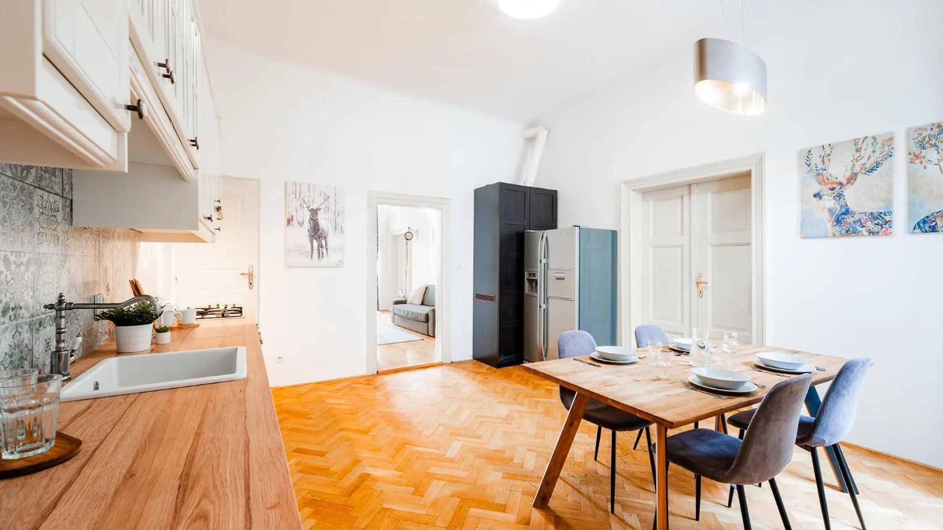 아파트 New Huge Apt Next Prague Castle And Charles Bridge